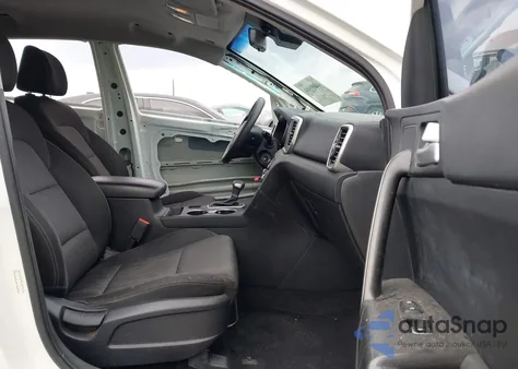 2021 Kia Sportage Lx z USA, uszkodzony, nr VIN KNDPM3AC6M7893849